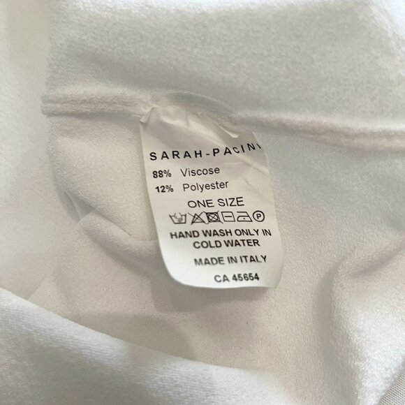 SARAH PACINI WHITE LONG SQUARE NECK BACK BLACK WRITING SHORT TEE TOP - OS - Picture 9 of 10